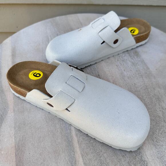 CUSHIONAIRE Hana Slip-On Buckle Clog with Cork Footbed Memory Foam Size 9 - Picture 5 of 13